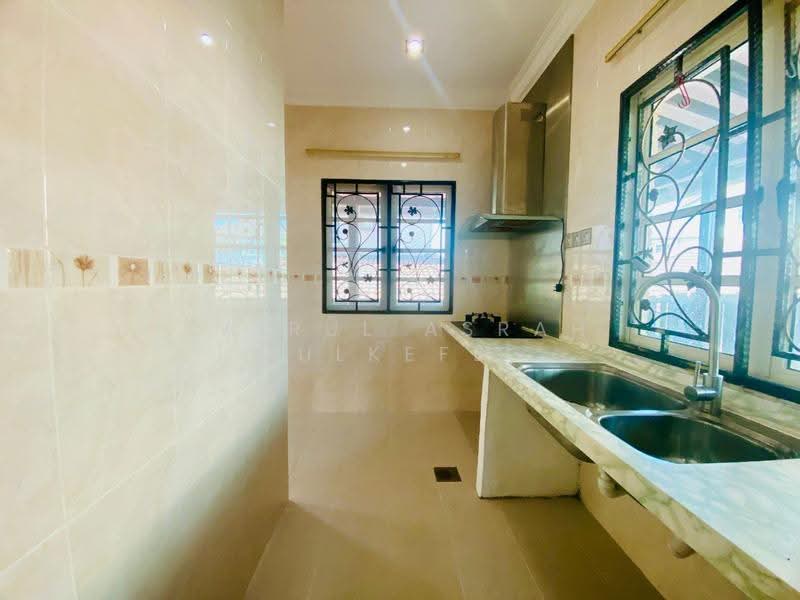 Bungalow House untuk Dijual di Ampang (Selangor) - Zairul Asrah Zulkefli - Kitchen - PropertyGuru.com.my