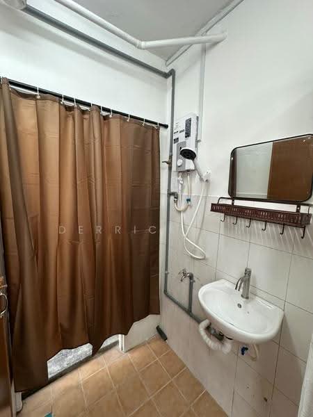 Apartment for Rent at Desa Mentari Apartment - Derrick Lim - Bathroom - PropertyGuru.com.my