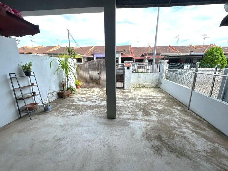 1-storey Terraced House for Sale in Taman Setia Indah (Tebrau) - Karl Lim - Exterior - PropertyGuru.com.my