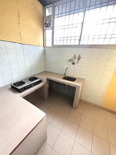 1-storey Terraced House for Sale in Taman Setia Indah (Tebrau) - Karl Lim - Kitchen - PropertyGuru.com.my