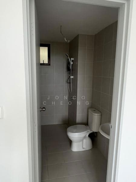 Condominium for Rent at Residensi Bukit Palma 3 (Palm Hill Residence 3) - Jonco Cheong - Bathroom - PropertyGuru.com.my