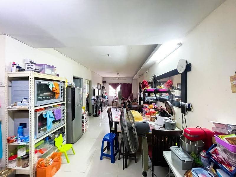 Apartment for Sale at Lumayan Apartment (Bdr Tasik Permaisuri) - Azli Ibrahim - Living Room - PropertyGuru.com.my