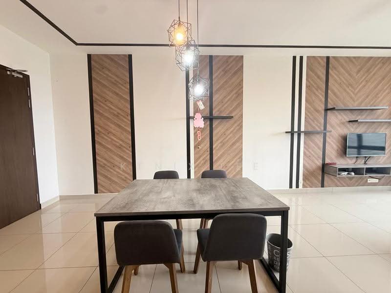 Service Residence for Rent at Paloma @ Tropicana Metropark - Kenix Lee - Dining Room - PropertyGuru.com.my