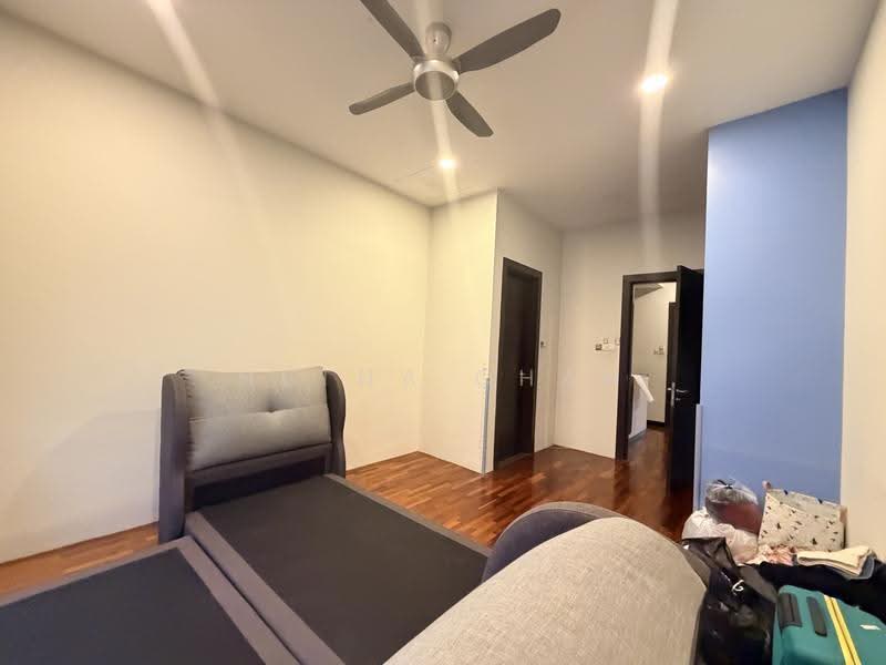 Rumah Berkembar untuk Dijual di Alam Sutera (Bukit Jalil) - Hetha Chan - Bedroom - PropertyGuru.com.my