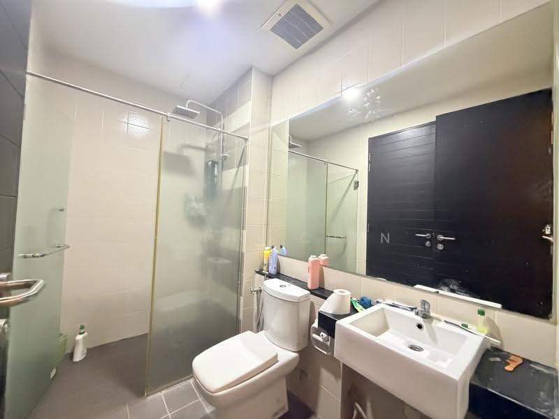 Rumah Berkembar untuk Dijual di Alam Sutera (Bukit Jalil) - Hetha Chan - Bathroom - PropertyGuru.com.my