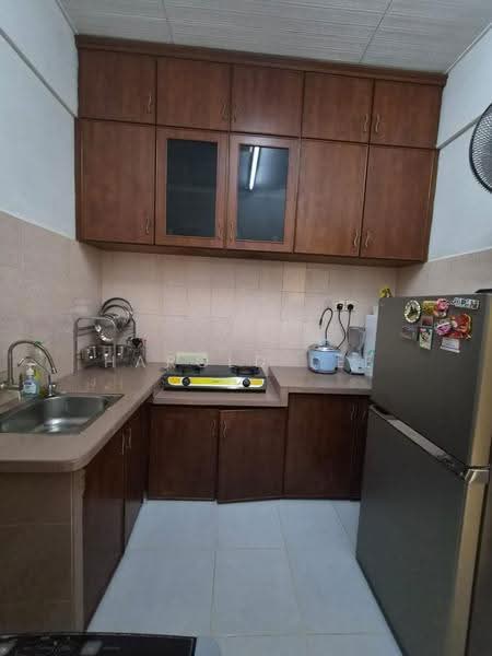 Rumah Flat untuk Dijual di Taman Lip Sin Block 33 & 35 - Harold Lee - Kitchen - PropertyGuru.com.my