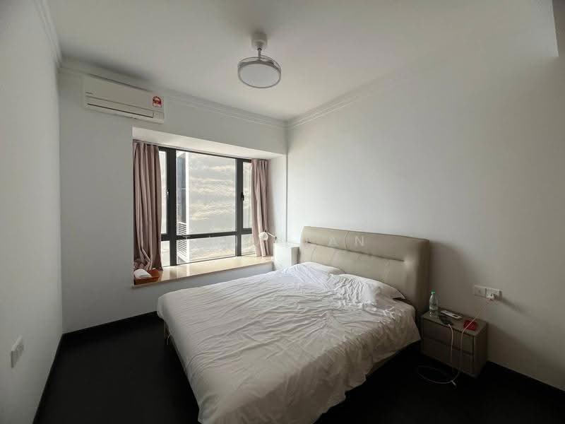 Kondominium untuk Dijual di R&F Princess Cove Phase 2-Seine Region - Tina Tan - Bedroom - PropertyGuru.com.my