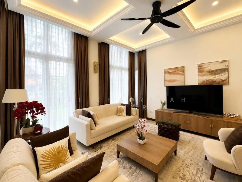 Rumah Berkembar untuk Dijual di Bukit Jelutong (Shah Alam) - SITI KHAIRIYAH JAAFAR - Living Room - PropertyGuru.com.my