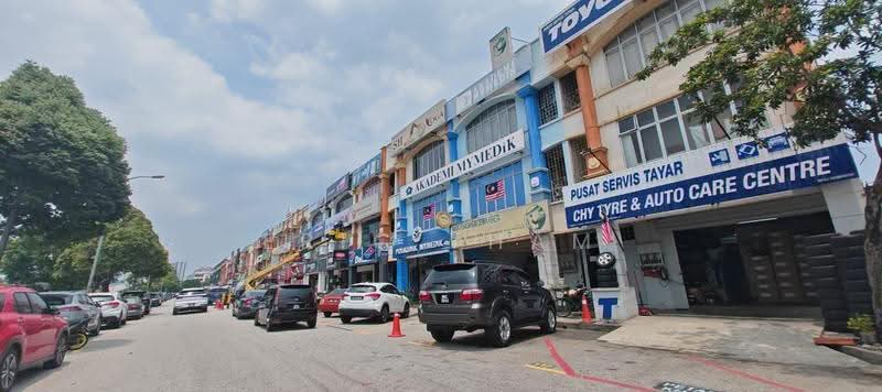Shop / Office for Sale in Bandar Puchong Utama (Puchong) - Eric Tham - Exterior - PropertyGuru.com.my