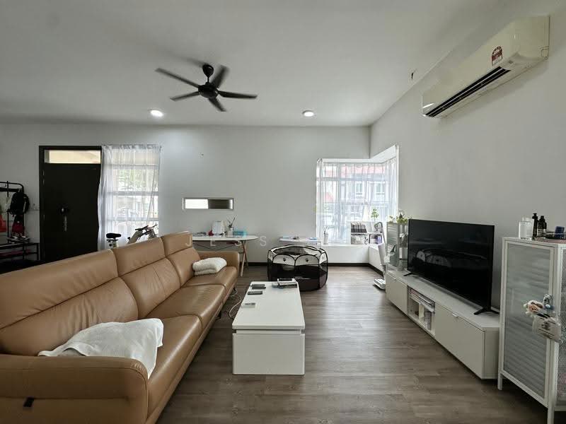 Semi-Detached House for Sale in Setia Eco Park (Setia Alam) - Jess Tee - Living Room - PropertyGuru.com.my