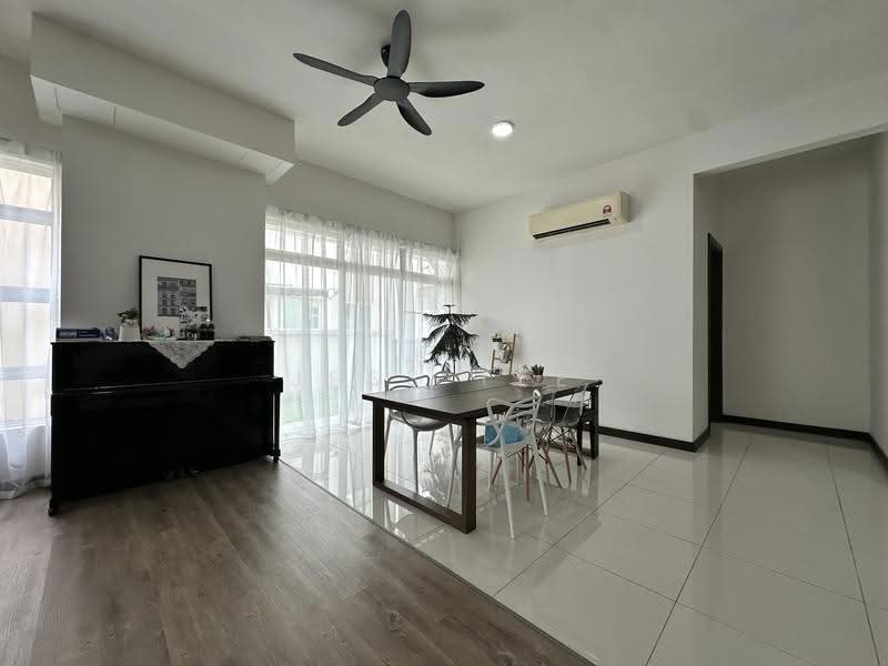 Semi-Detached House for Sale in Setia Eco Park (Setia Alam) - Jess Tee - Dining Room - PropertyGuru.com.my