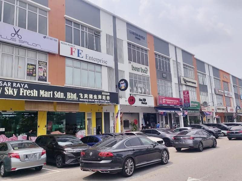 Kedai / Pejabat untuk Dijual di Austin Crest (Johor Bahru) - Yik Tat - Exterior - PropertyGuru.com.my