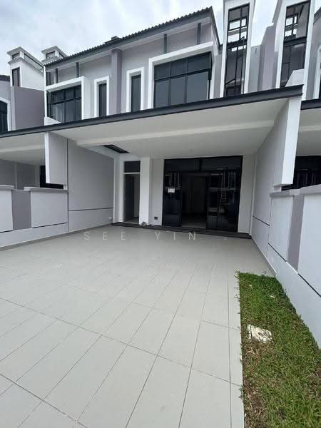 2-storey Terraced House for Sale in Taman Mount Austin (Tebrau) - See Yin . - Exterior - PropertyGuru.com.my