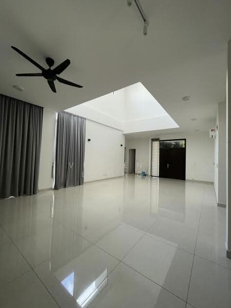 Bungalow House untuk Disewa di Kota Kemuning (Shah Alam) - Vincent Leong - Living Room - PropertyGuru.com.my