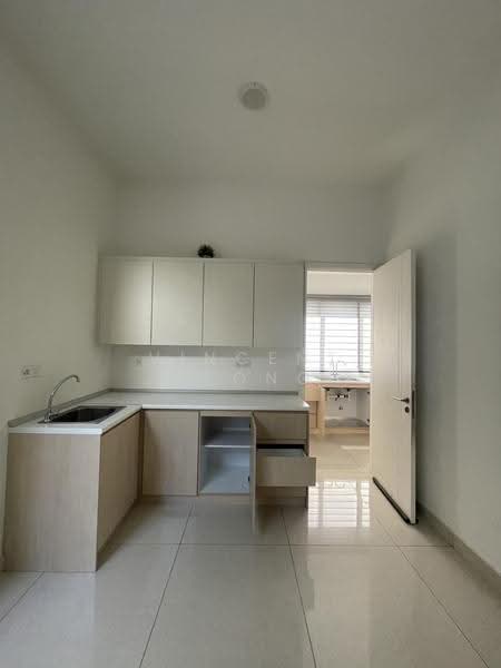 Bungalow House untuk Disewa di Kota Kemuning (Shah Alam) - Vincent Leong - Kitchen - PropertyGuru.com.my