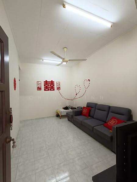 Rumah Teres 1-Tingkat untuk Dijual di Taman Duyong Indah (Duyong) - Ching Linn Sei - Living Room - PropertyGuru.com.my