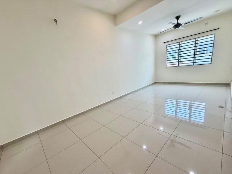 2-storey Terraced House for Sale in Taman Lapangan Hartamas (Ipoh) - PENNY CHEN - Living Room - PropertyGuru.com.my