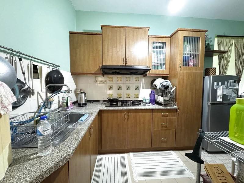 Pangsapuri untuk Dijual di Sri Melor (Mulberry Court) - Azli Ibrahim - Kitchen - PropertyGuru.com.my