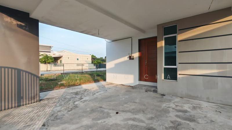 Semi-Detached House for Sale in Taman Kempadang Makmur (Kuantan) - Shwu Ling Chan - Exterior - PropertyGuru.com.my