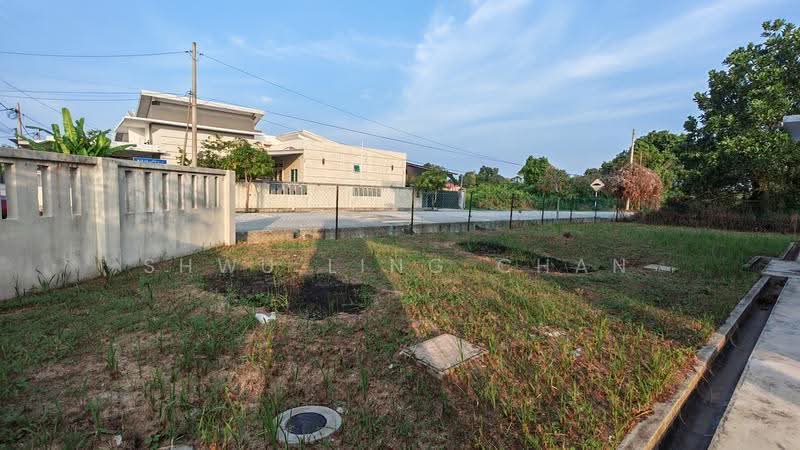 Semi-Detached House for Sale in Taman Kempadang Makmur (Kuantan) - Shwu Ling Chan - Exterior - PropertyGuru.com.my