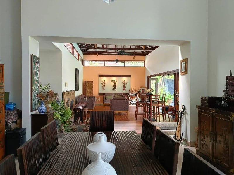 2-storey Terraced House for Sale in Ukay Bistari (Ulu Kelang) - Zulhilmi Zakaria - Living Room - PropertyGuru.com.my