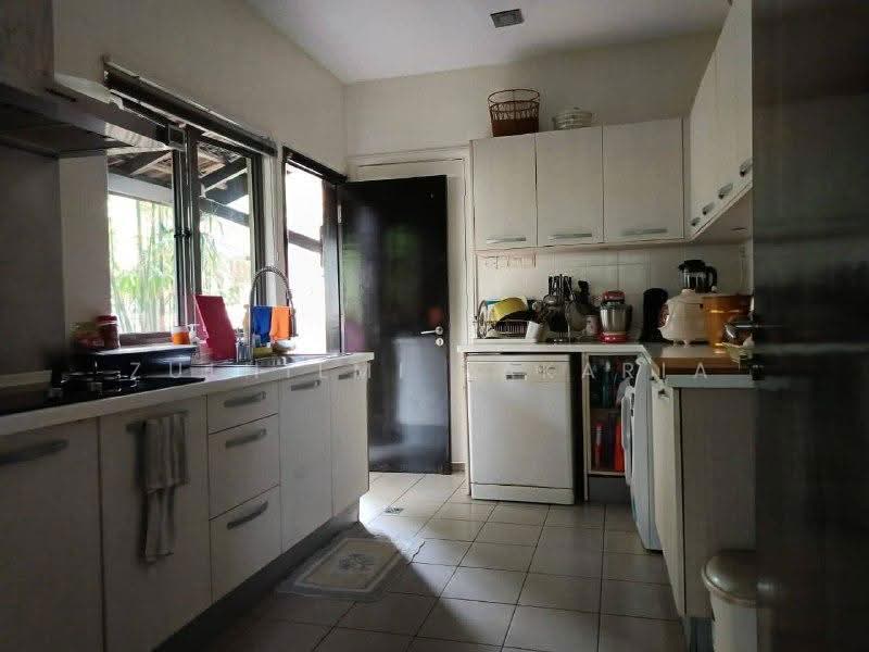 2-storey Terraced House for Sale in Ukay Bistari (Ulu Kelang) - Zulhilmi Zakaria - Kitchen - PropertyGuru.com.my