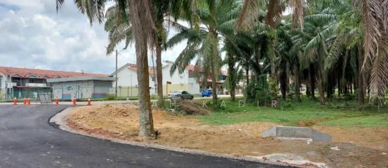 Agricultural Land for Sale in Taman Kluang (Kluang) - Najah Kadir - Exterior - PropertyGuru.com.my