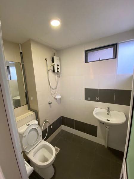 Apartment for Sale at Seri Kasturi Apartments - Evan Chan - Bathroom - PropertyGuru.com.my
