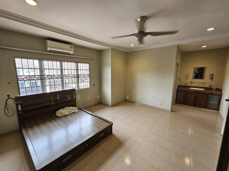Rumah Teres 2-Tingkat untuk Dijual di Kota Kemuning (Shah Alam) - Evelyn Khoo - Bedroom - PropertyGuru.com.my