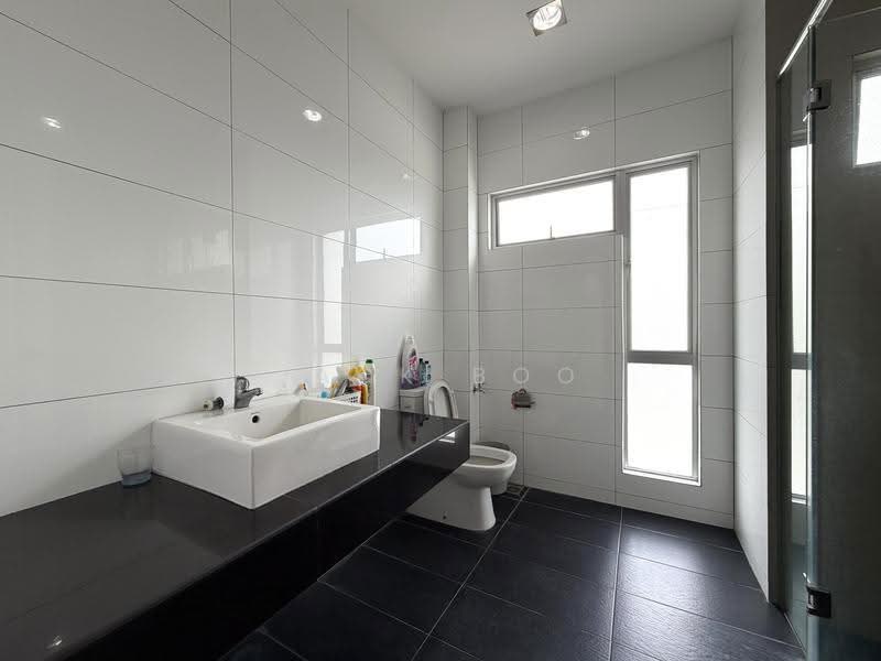Semi-Detached House for Sale in Bandar Botanic (Klang) - Jack Boo - Bathroom - PropertyGuru.com.my