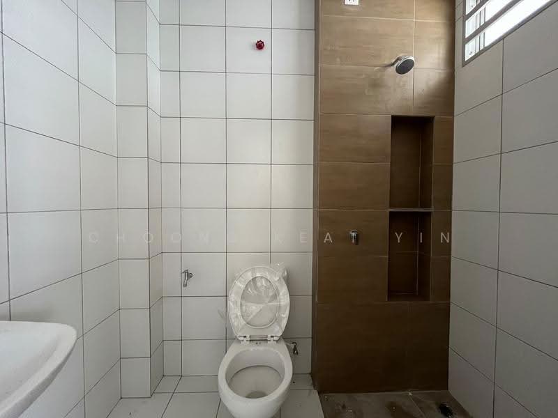 Terraced House for Sale in Simpang Empat (Kedah) - Choong Keat Yin - Bathroom - PropertyGuru.com.my