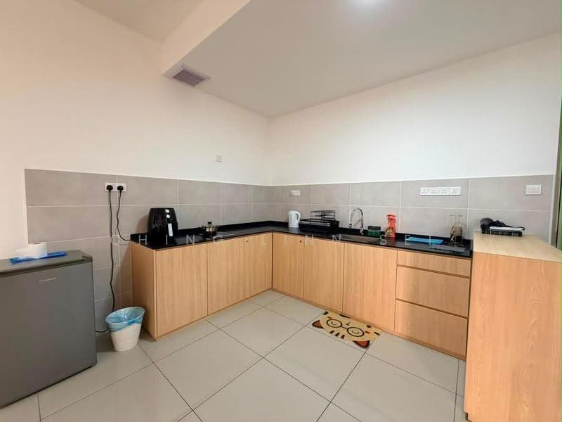 Kediaman Servis untuk Dijual di Bali Residences - Ching Linn Sei - Kitchen - PropertyGuru.com.my