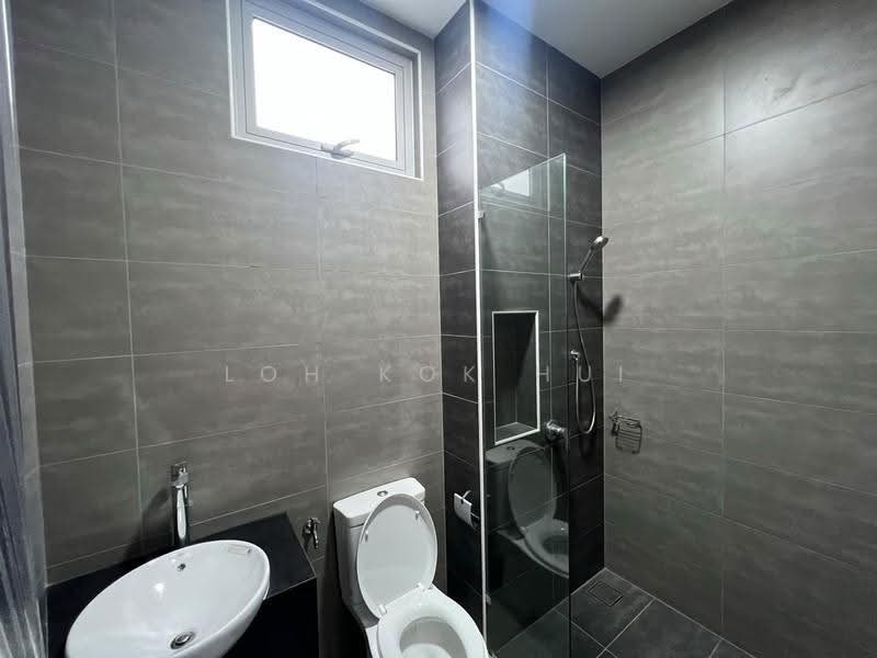 2-storey Terraced House for Rent in Johor Bahru (Johor) - Loh Kok Hui - Bathroom - PropertyGuru.com.my