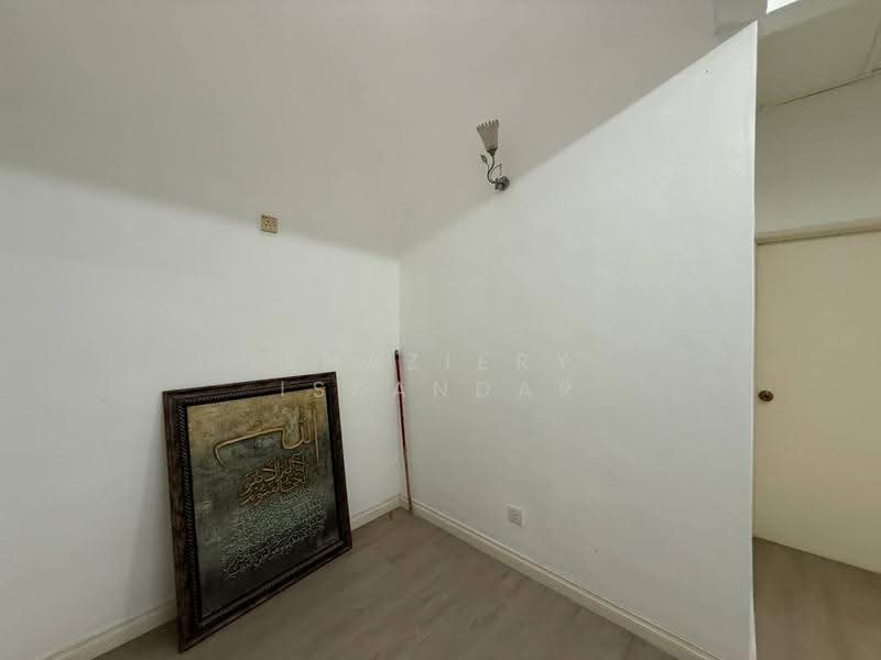 Rumah Teres 2-Tingkat untuk Dijual di Kampung Tasik Tambahan (Ampang) - Shaziery Iskandar - PropertyGuru.com.my