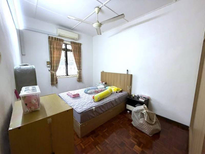 Rumah Teres 2-Tingkat untuk Dijual di Taman Tasek (Johor Bahru) - Karl Lim - Bedroom - PropertyGuru.com.my