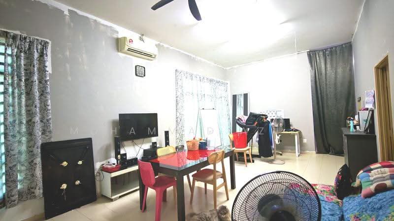 Semi-Detached House for Sale in Bandar Baru Peramu (Pekan) - Mohammad Azizi - Living Room - PropertyGuru.com.my
