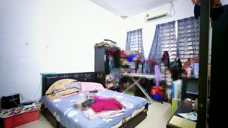Semi-Detached House for Sale in Bandar Baru Peramu (Pekan) - Mohammad Azizi - Bedroom - PropertyGuru.com.my