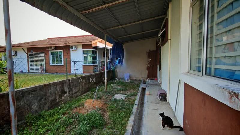 Semi-Detached House for Sale in Bandar Baru Peramu (Pekan) - Mohammad Azizi - Exterior - PropertyGuru.com.my