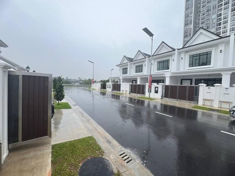 Rumah Teres 2-Tingkat untuk Dijual di Bandar Seri Alam (Masai) - CK Ng - Exterior - PropertyGuru.com.my