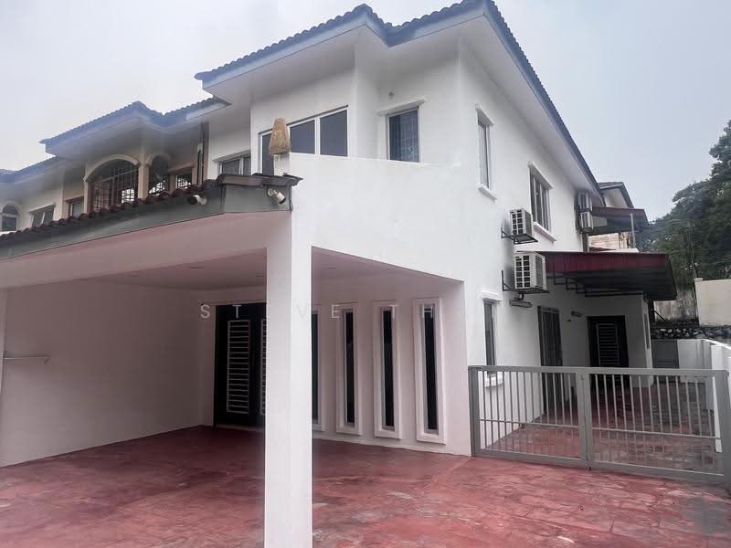 2-storey Terraced House for Sale in Bandar Putra Permai (Seri Kembangan) - Steve Tham - Exterior - PropertyGuru.com.my