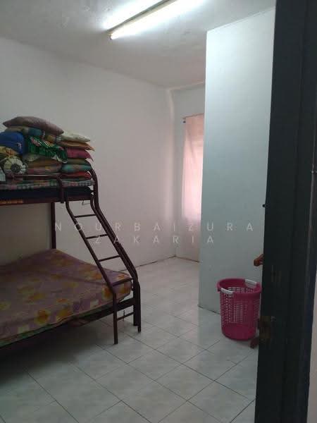 Rumah Teres untuk Dijual di Bandar Baru Salak Tinggi (Sepang) - NOURBAIZURA ZAKARIA - Bedroom - PropertyGuru.com.my