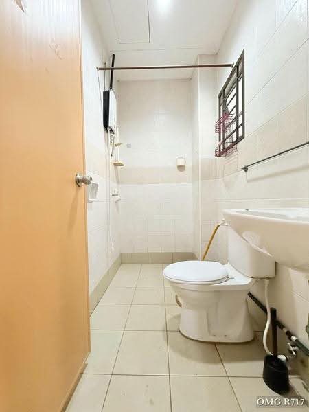 Rumah Teres 2-Tingkat untuk Dijual di Setia Impian (Setia Alam) - Ryan . - Bathroom - PropertyGuru.com.my