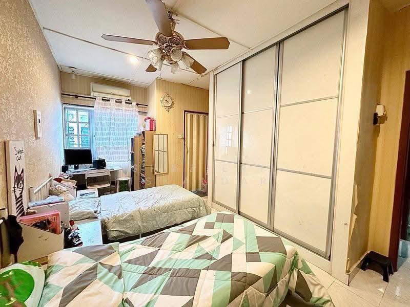 Rumah Teres 2-Tingkat untuk Dijual di Taman Putra (Ampang) - Shaziery Iskandar - Bedroom - PropertyGuru.com.my