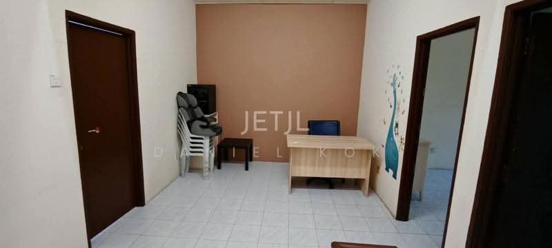 2-storey Terraced House for Sale in Taman Saga (Klang) - Daniel Kok - Study - PropertyGuru.com.my