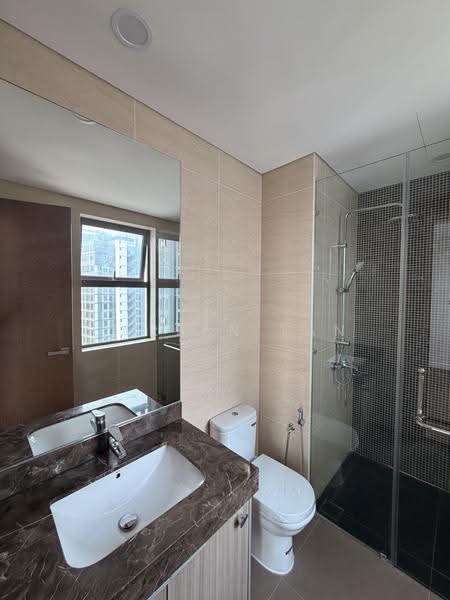 Kondominium untuk Dijual di Capella Embassy (D'Rapport Residences) - Darren Tan - Bathroom - PropertyGuru.com.my