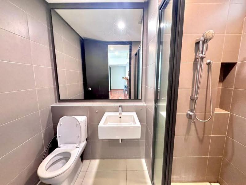 Kediaman Servis untuk Disewa di The Tamarind - Alex Lim - Bathroom - PropertyGuru.com.my
