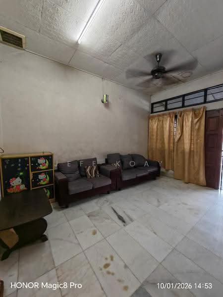 1-storey Terraced House for Rent in Sungai Bakap (Penang) - Jeff Koay - Living Room - PropertyGuru.com.my