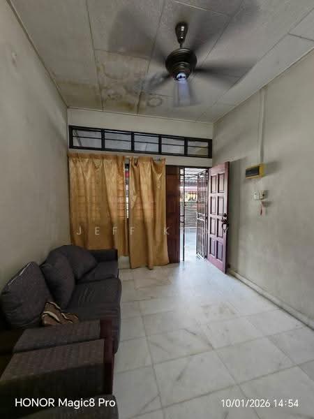 1-storey Terraced House for Rent in Sungai Bakap (Penang) - Jeff Koay - Living Room - PropertyGuru.com.my