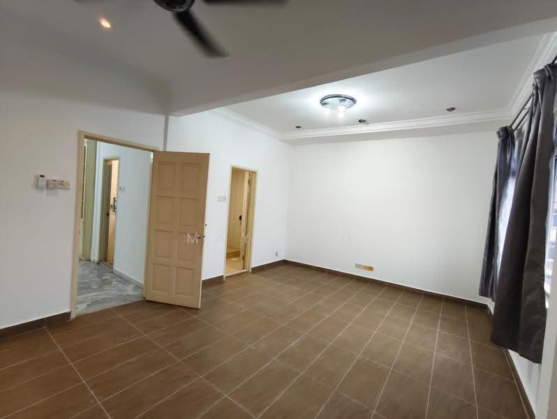 Apartment for Rent at Subang Perdana Goodyear Court 8 - May Goh - Living Room - PropertyGuru.com.my