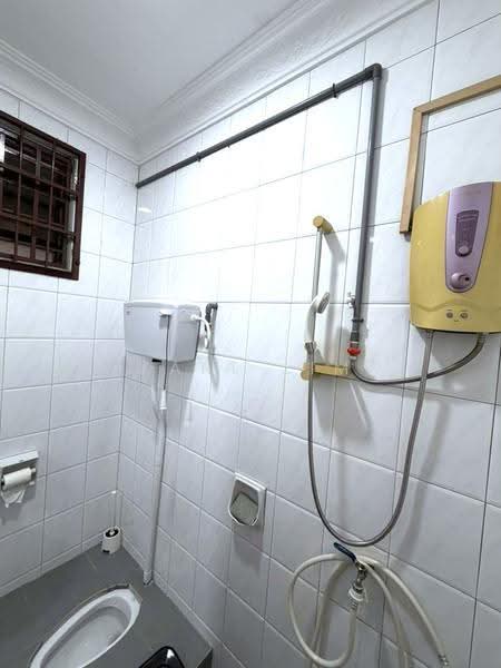 Rumah Teres 2-Tingkat untuk Dijual di Permas Jaya (Johor Bahru) - Karl Lim - Bathroom - PropertyGuru.com.my